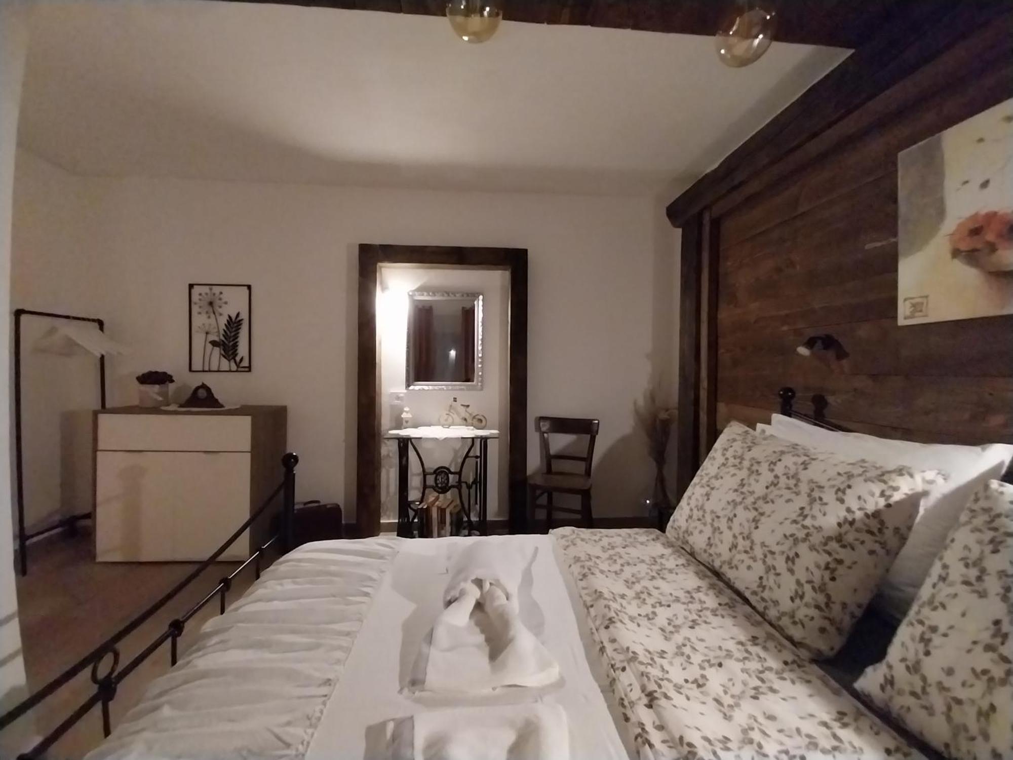 Apartment Ada Bed & Breakfast Gracac  Phòng bức ảnh